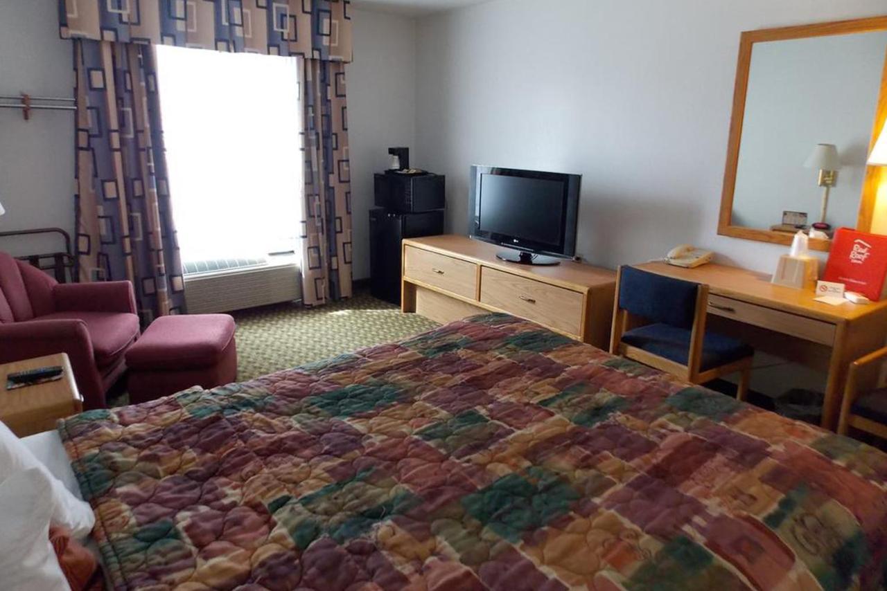 Norwood Inn And Suites - Minneapolis-St Paul Розвіль Екстер'єр фото