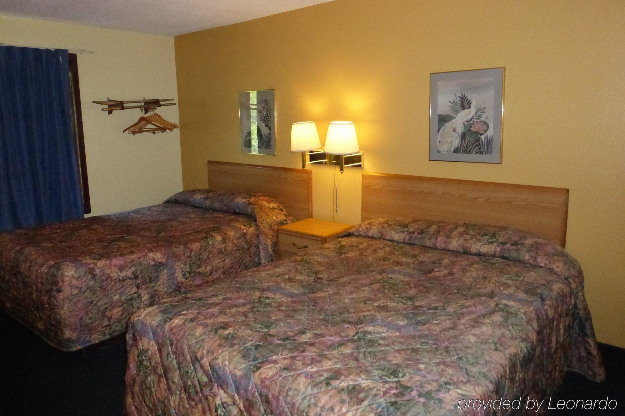 Norwood Inn And Suites - Minneapolis-St Paul Розвіль Екстер'єр фото