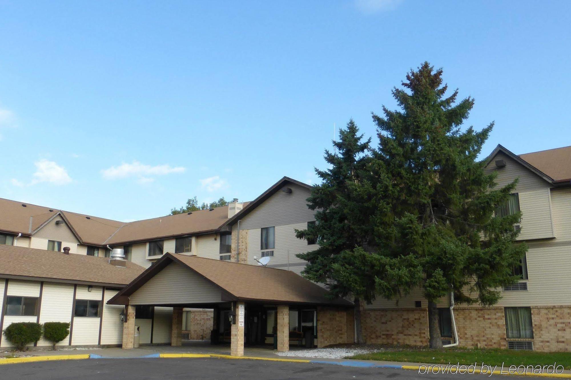 Norwood Inn And Suites - Minneapolis-St Paul Розвіль Екстер'єр фото