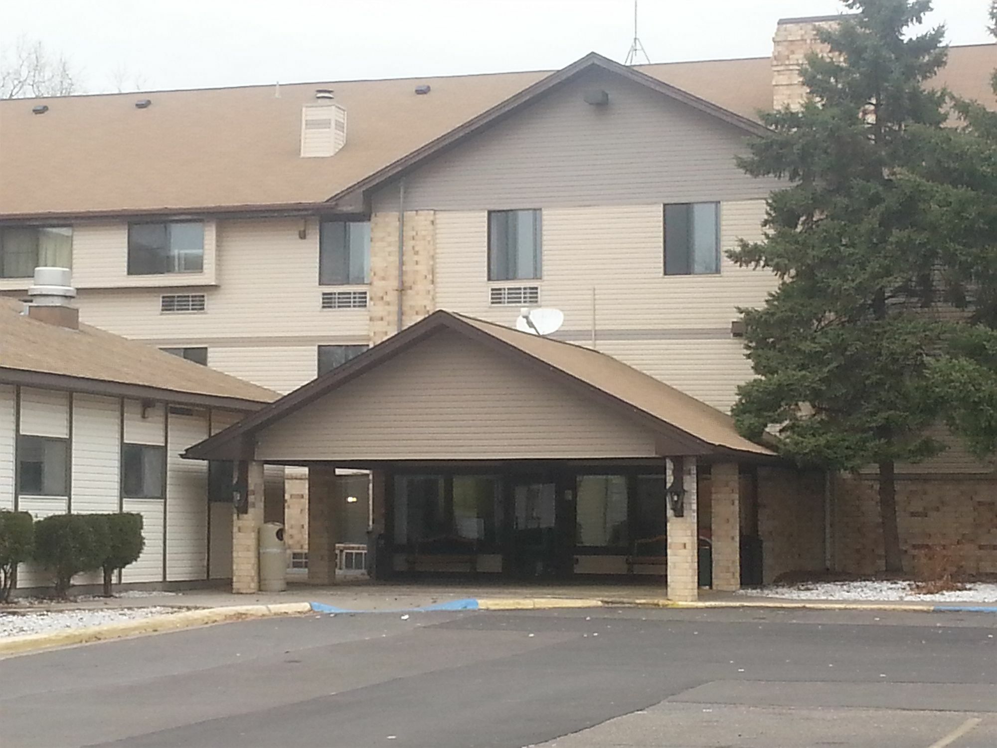 Norwood Inn And Suites - Minneapolis-St Paul Розвіль Екстер'єр фото